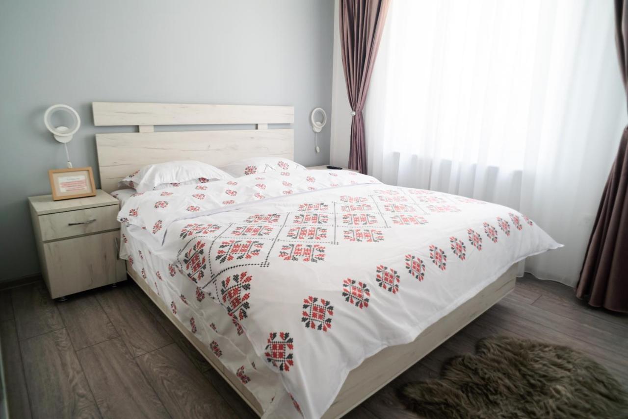 Appartamento Popasul Dacului Calator Hunedoara Esterno foto