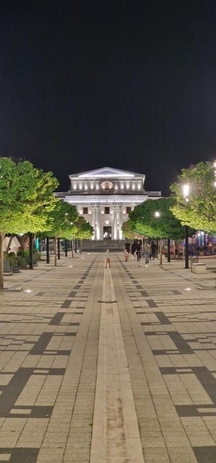 Appartamento Popasul Dacului Calator Hunedoara Esterno foto